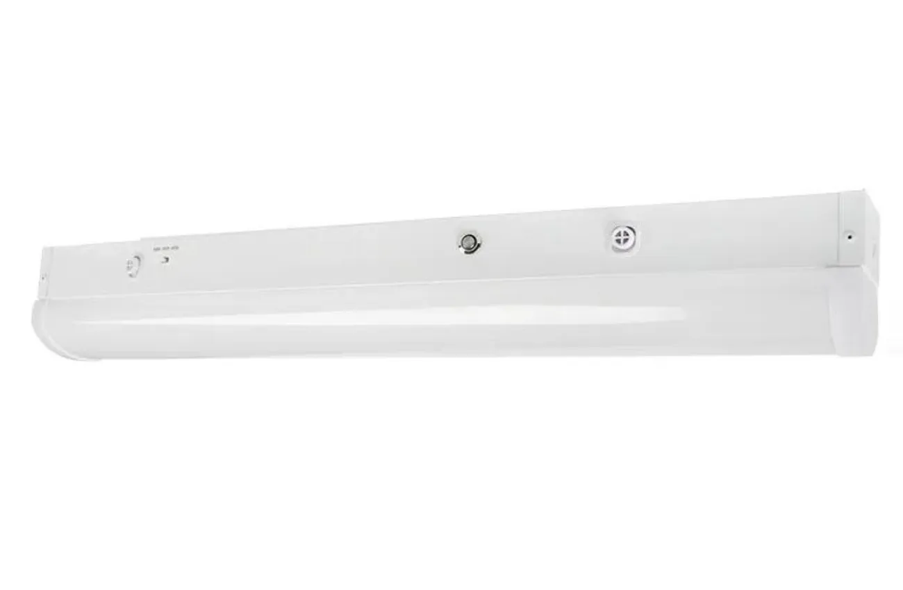 2FT NARROW STRIP 20W 3CCT 35/40/50K 130LM/W with EM and Sensor