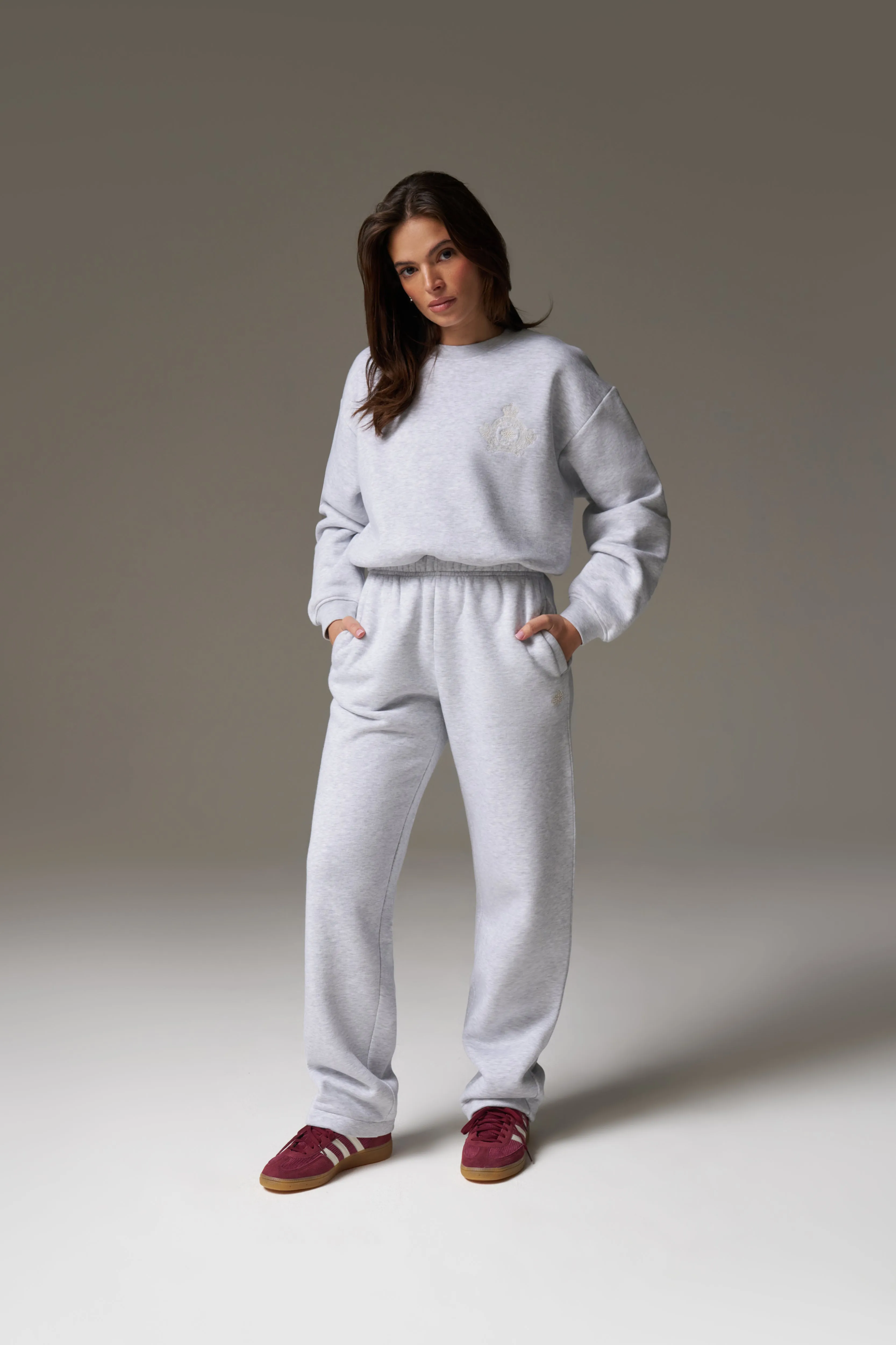 EMBROIDERED CREST RELAXED JOGGERS - GREY MARL