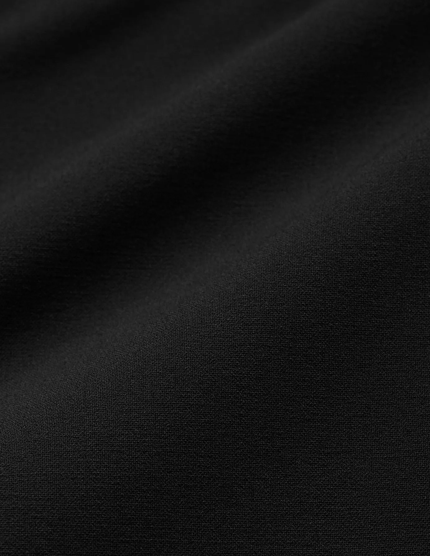 Essential Shorts Black