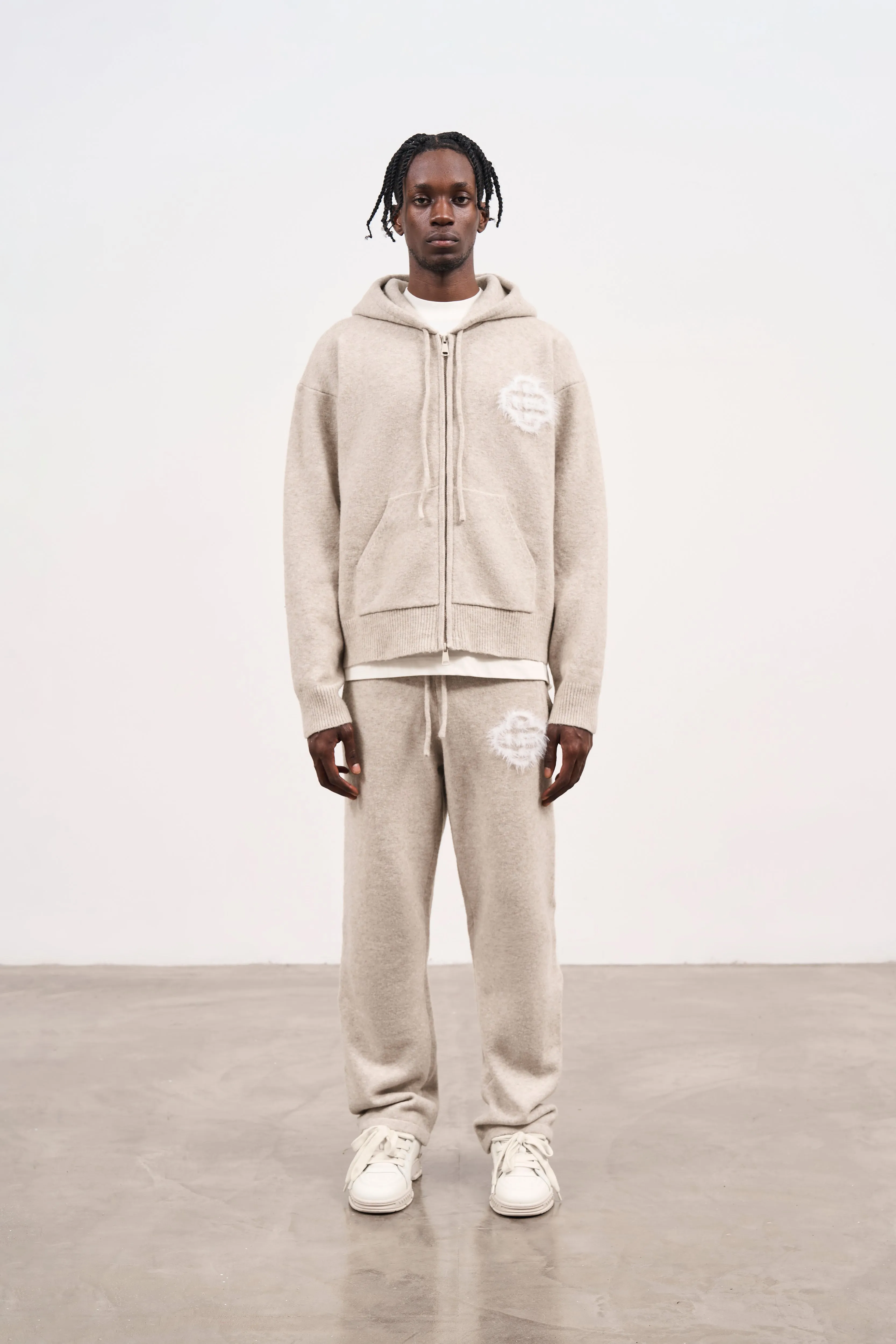 FLUFFY EMBLEM KNITTED JOGGERS - BEIGE
