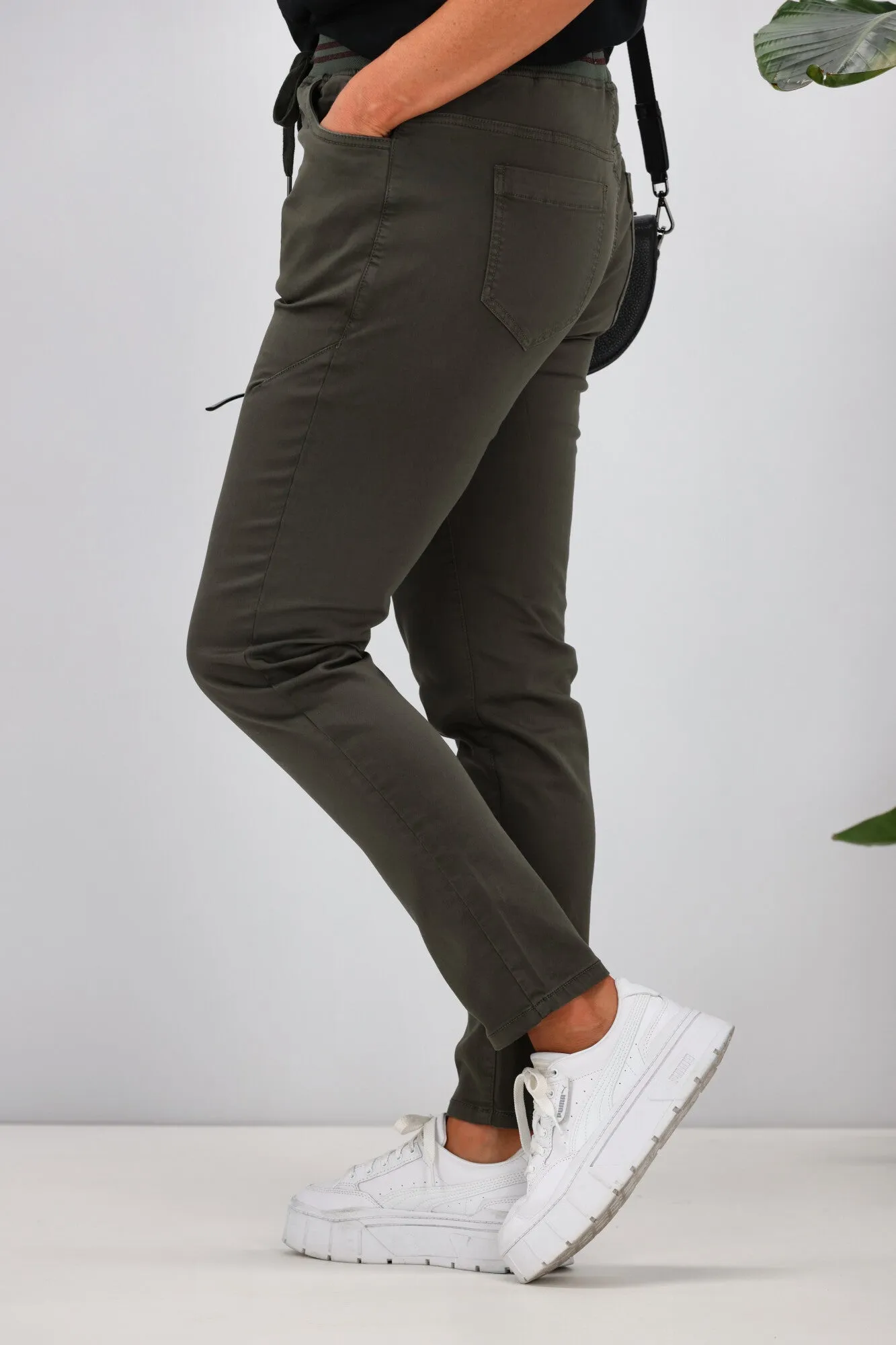 Foxwood Sylvia Jogger Dark Khaki