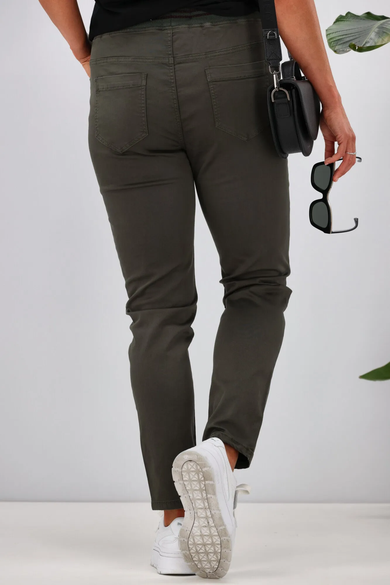 Foxwood Sylvia Jogger Dark Khaki