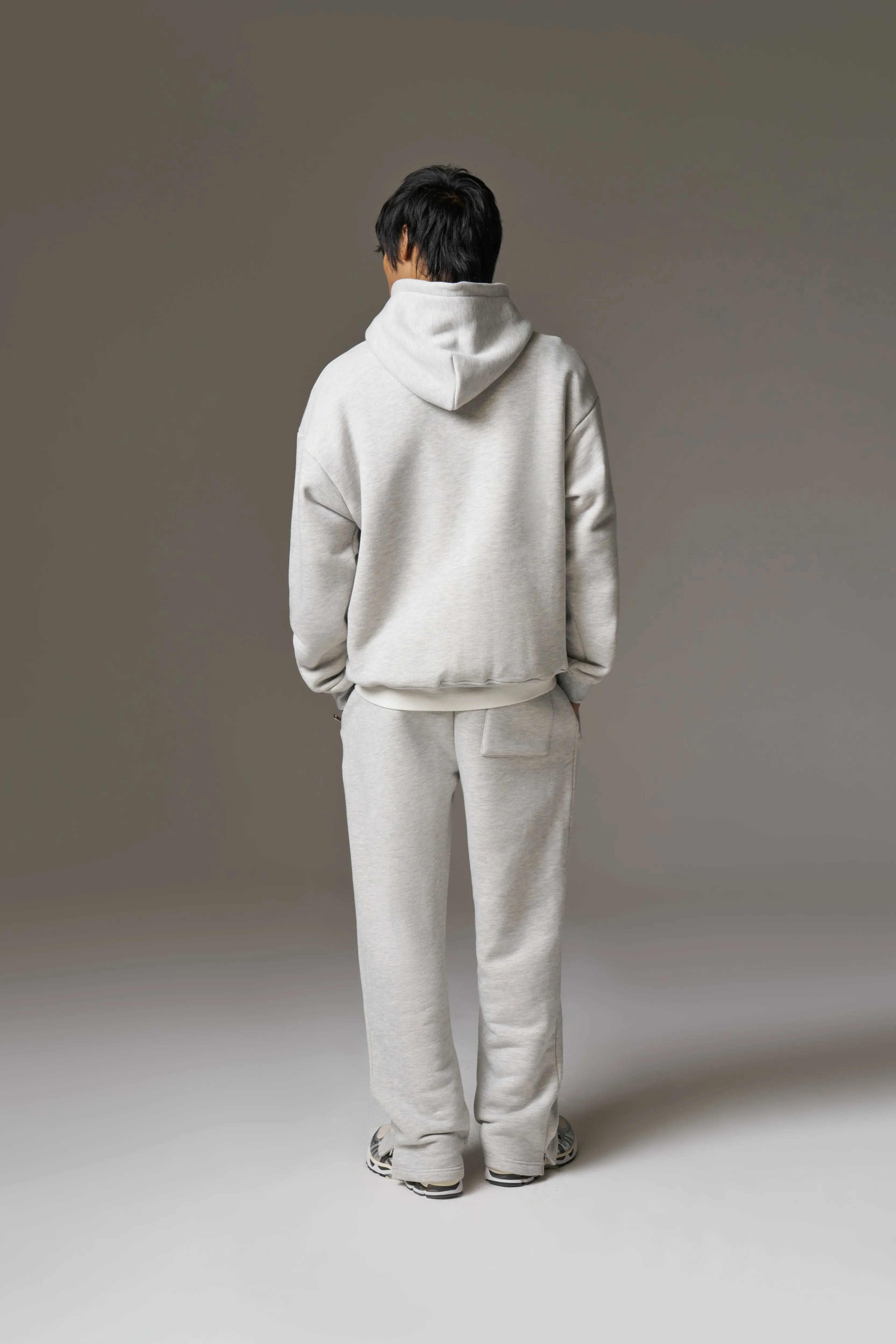 HEAVYWEIGHT EMBLEM APPLIQUE JOGGERS - GREY MARL