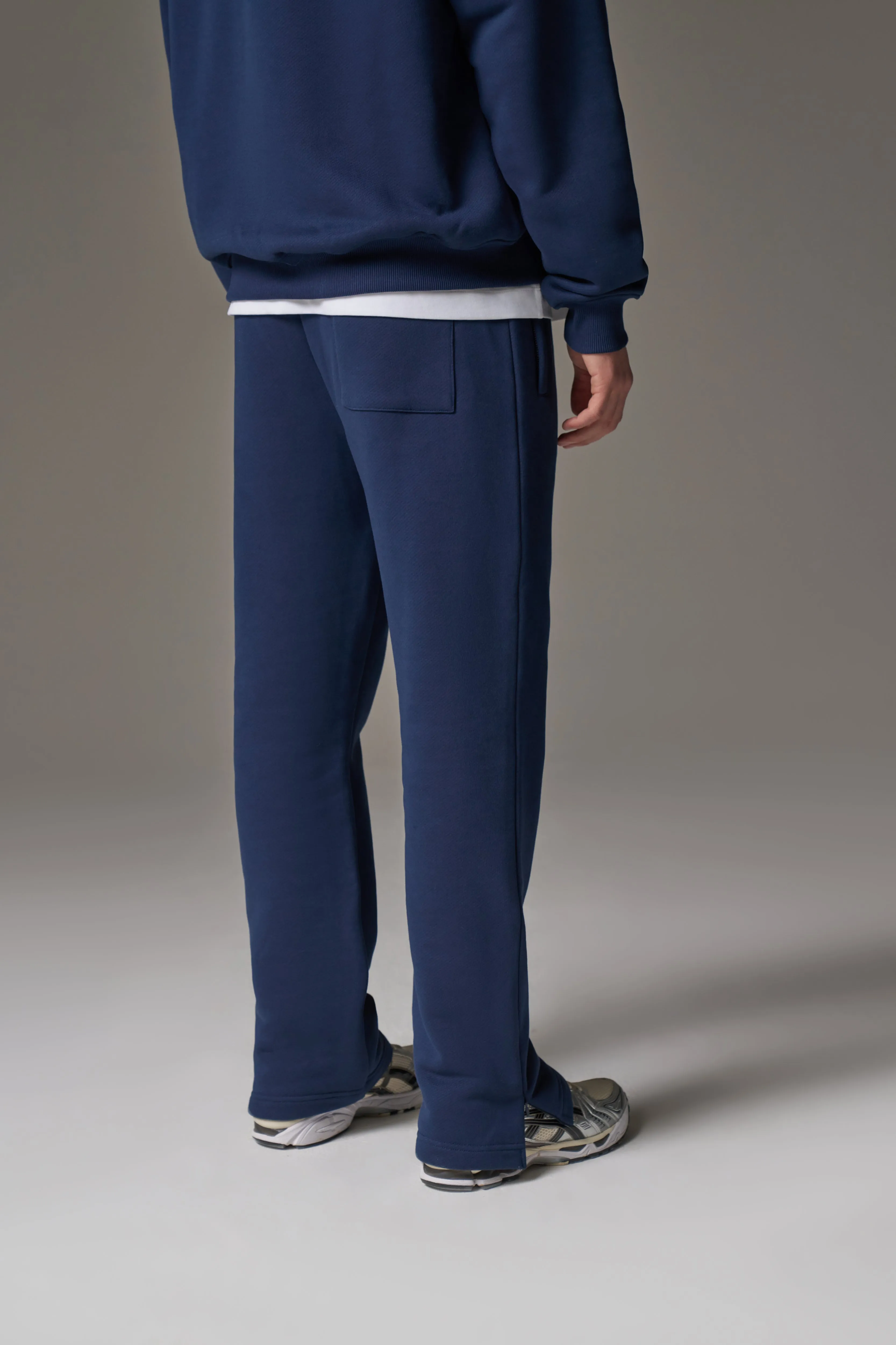 HEAVYWEIGHT EMBLEM APPLIQUE JOGGERS - NAVY