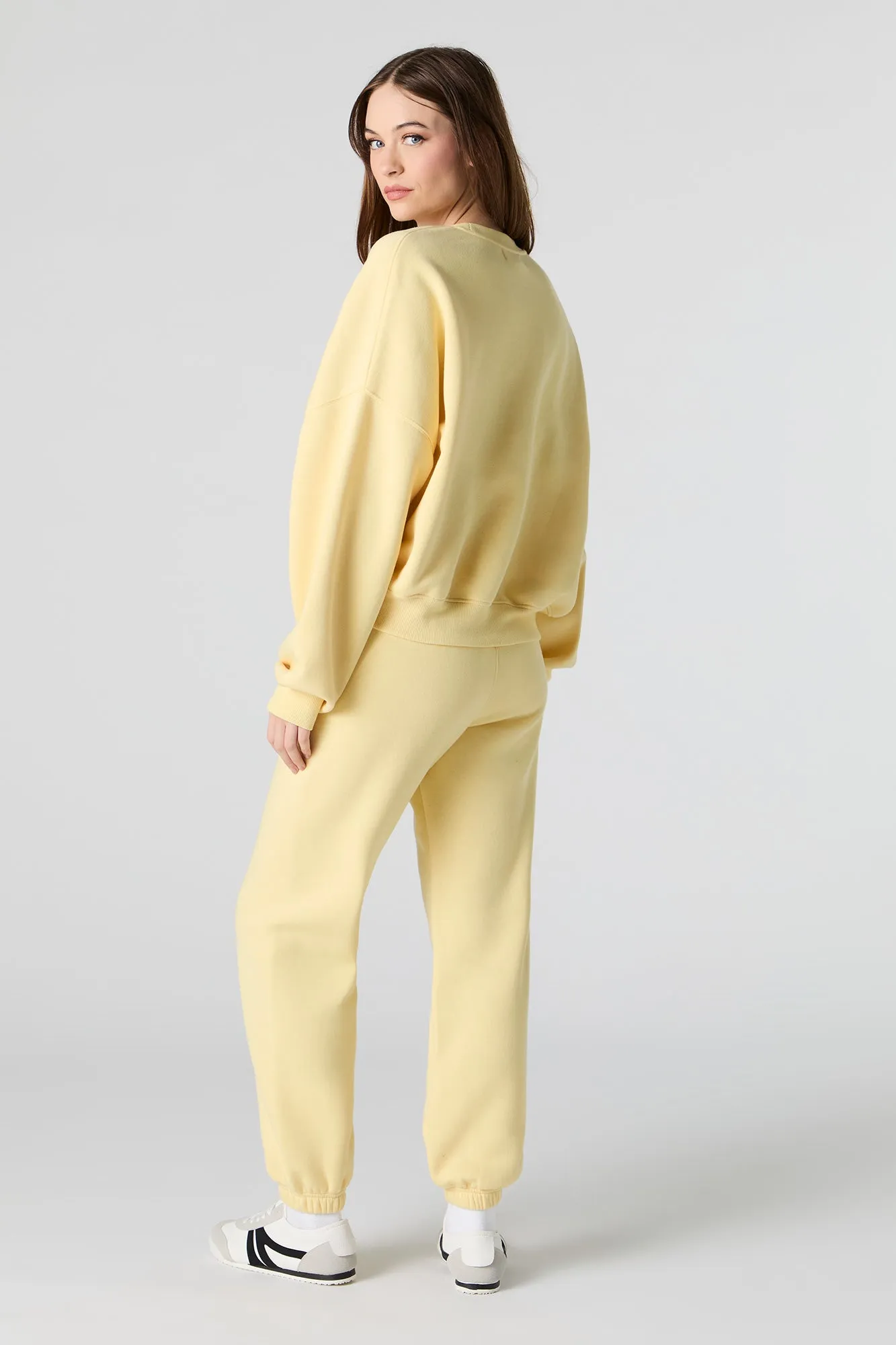 Jogger en molleton avec motif brodé