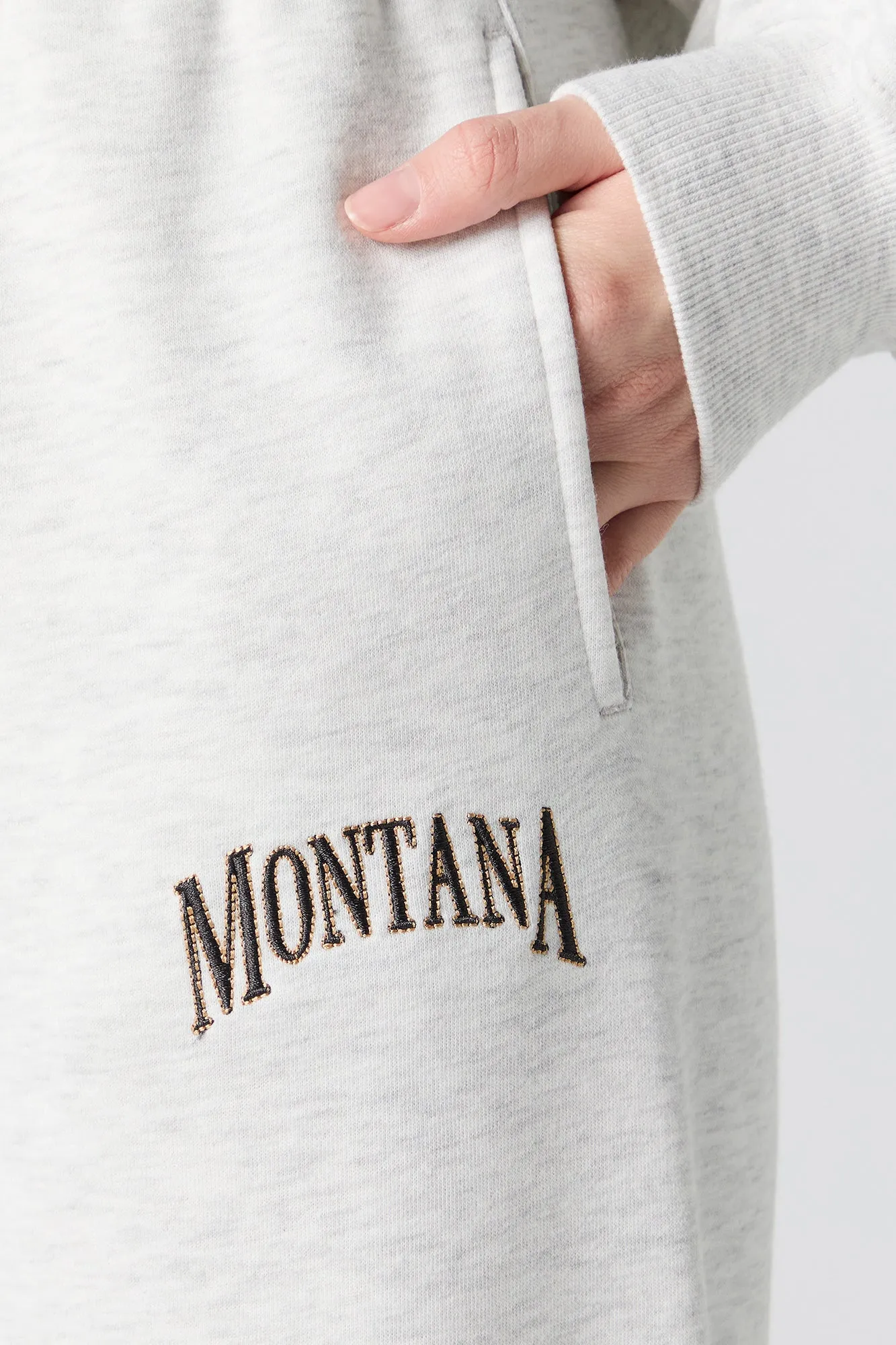 Jogger en molleton avec motif brodé