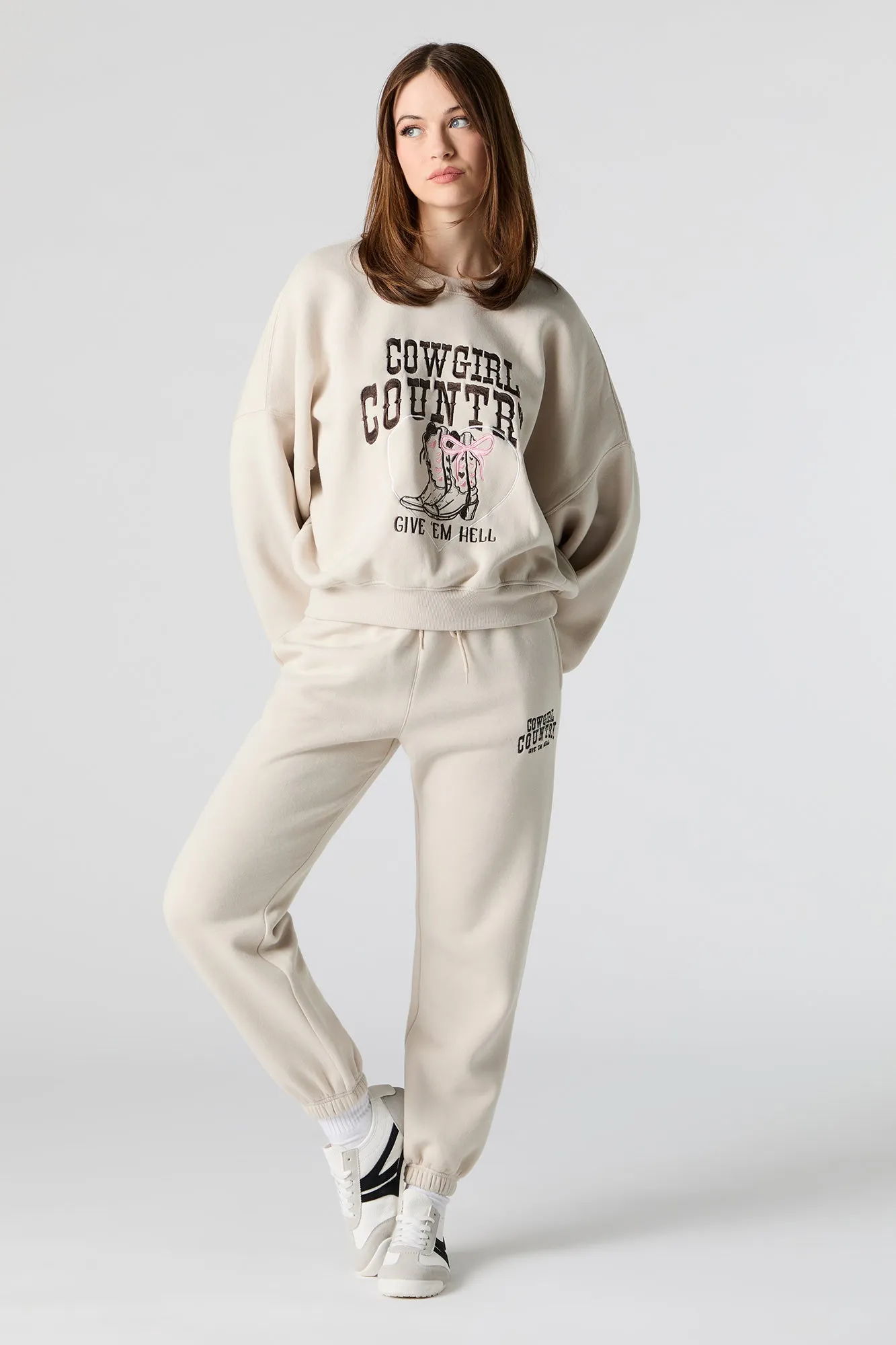 Jogger en molleton avec motif brodé