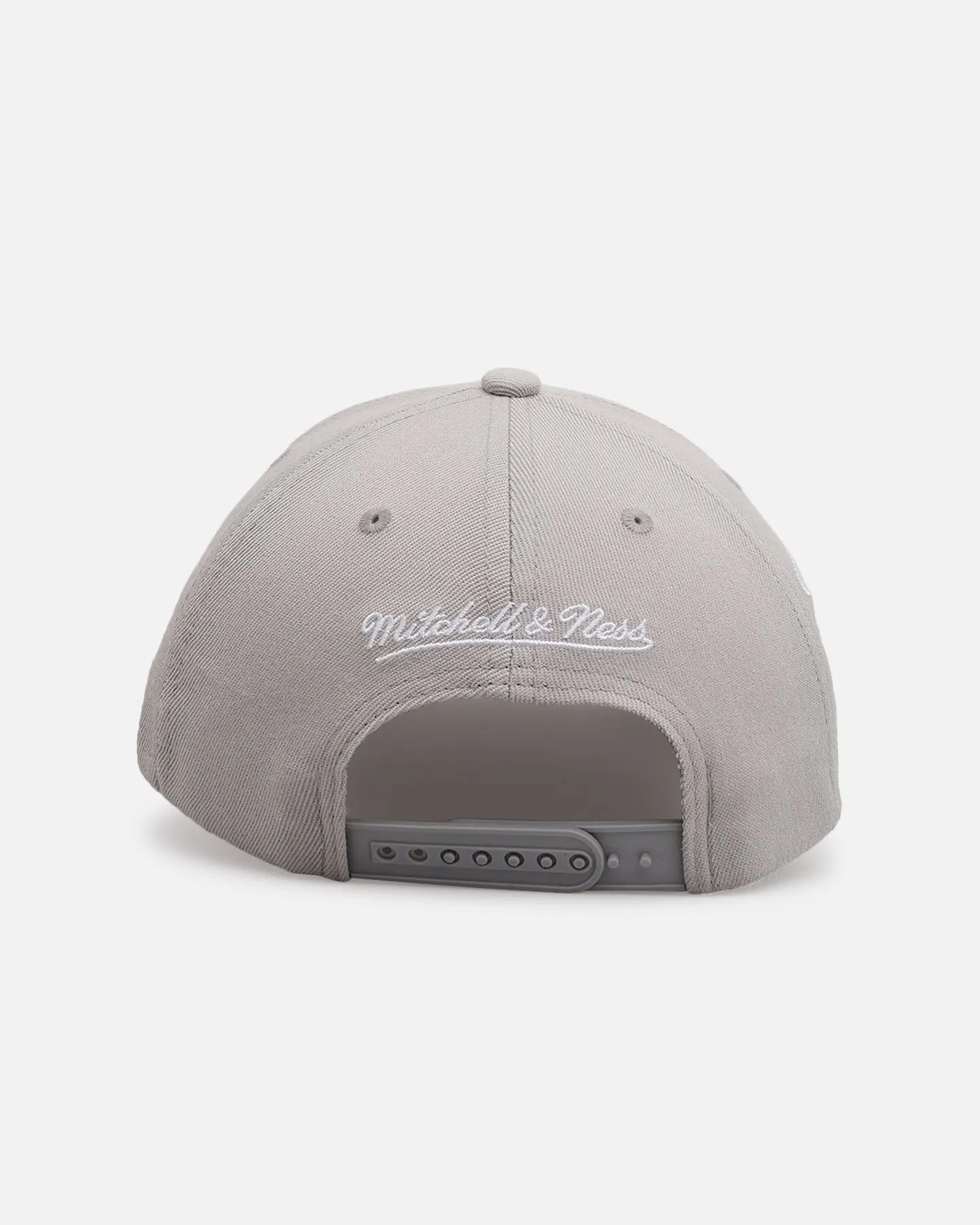 Mitchell & Ness Chicago Bulls 'Gray Tones' MVP Snapback Gray
