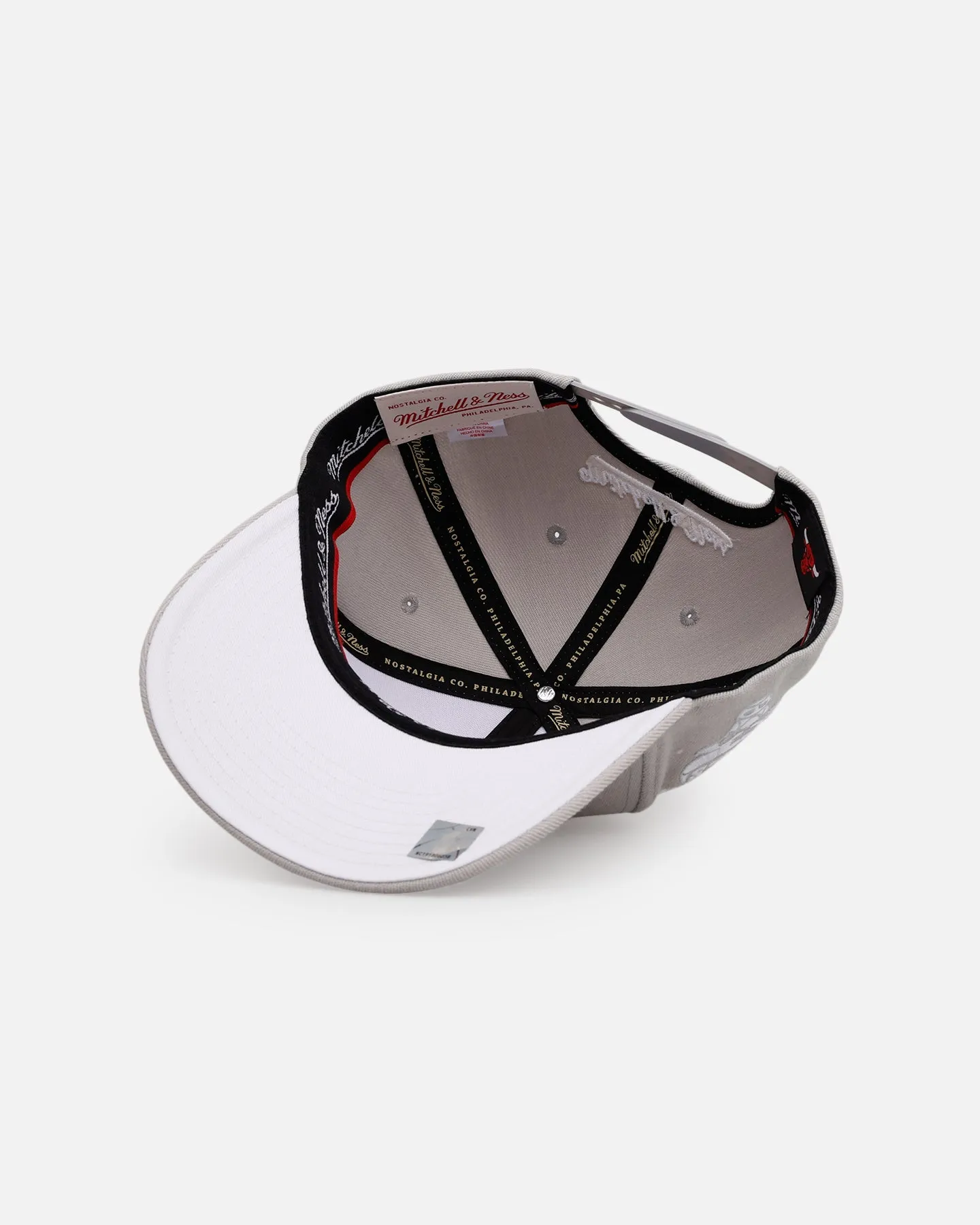 Mitchell & Ness Chicago Bulls 'Gray Tones' MVP Snapback Gray