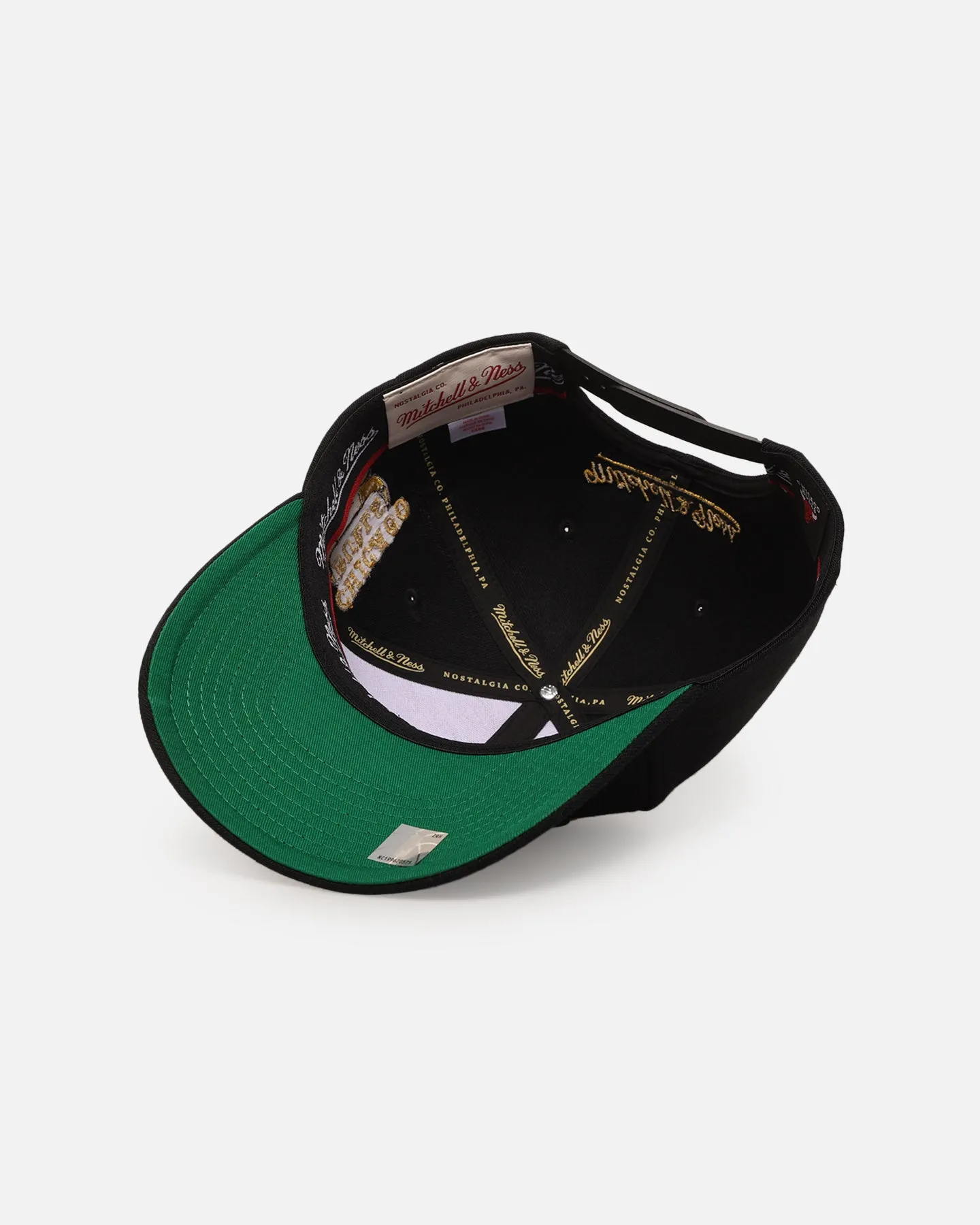 Mitchell & Ness Chicago Bulls 'Team Script' MVP Snapback Black/Gold