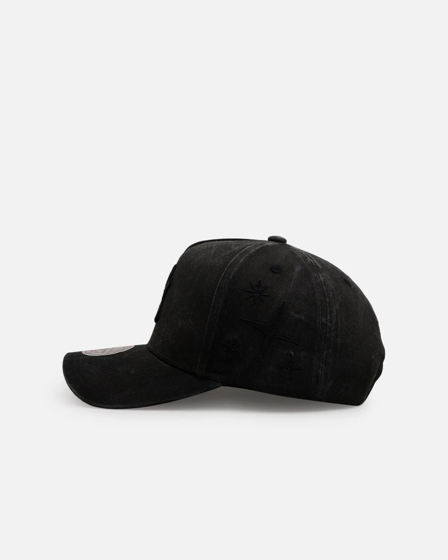 Mitchell & Ness New York Yankees 'Starburst' Pro Pinch Snapback Black