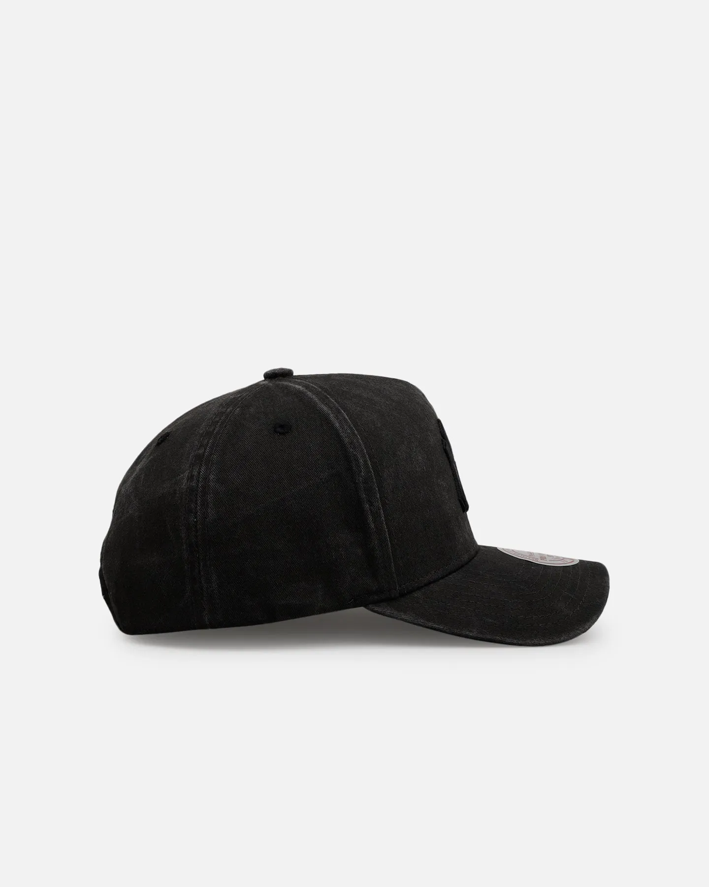Mitchell & Ness New York Yankees 'Starburst' Pro Pinch Snapback Black