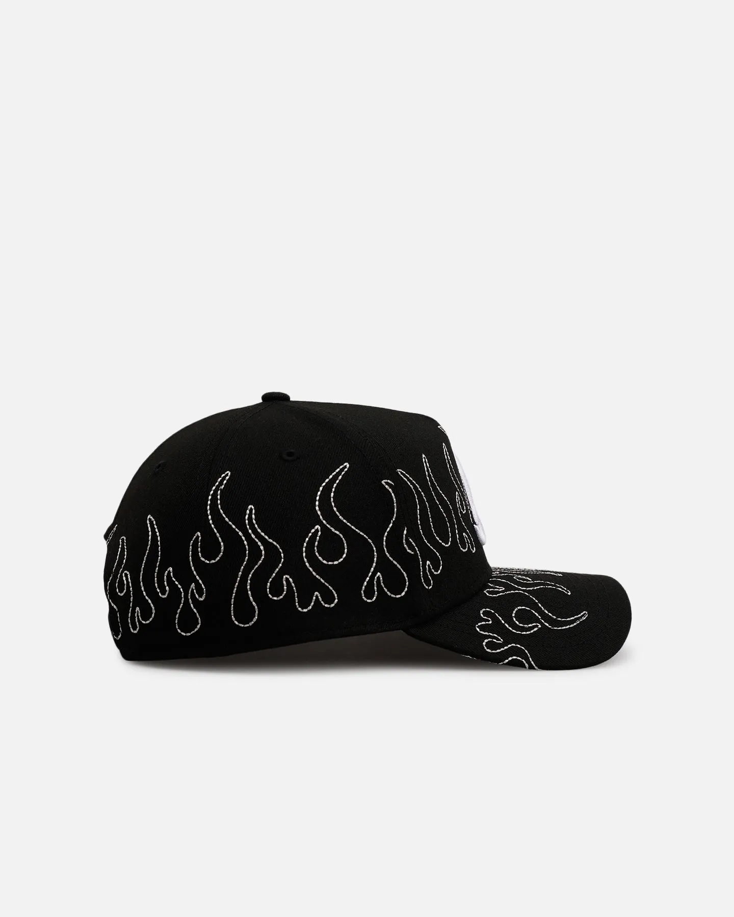 New Era Atlanta Braves 'Outline Flames' 9FORTY A-Frame Snapback Black