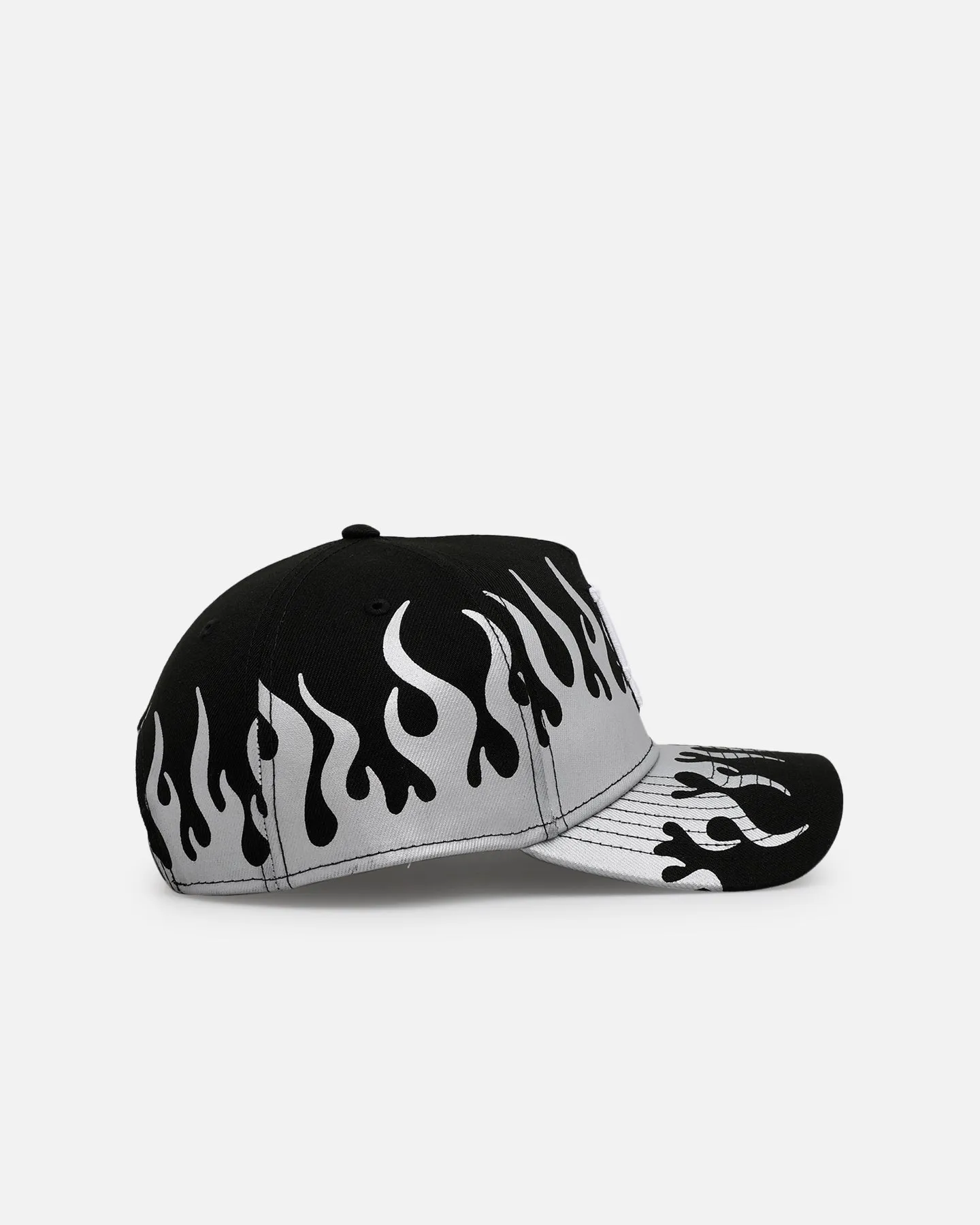 New Era Los Angeles Dodgers 'Metallic Flames' 9FORTY A-Frame Snapback Black/Silver