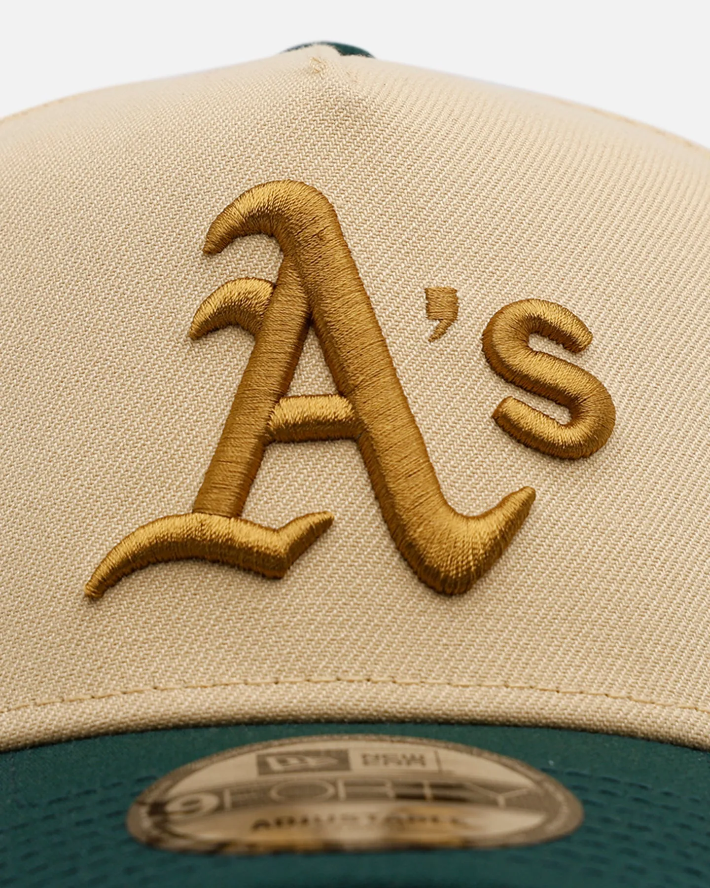 New Era Oakland Athletics 'Vintage' 9FORTY A-Frame Snapback Vegas Gold