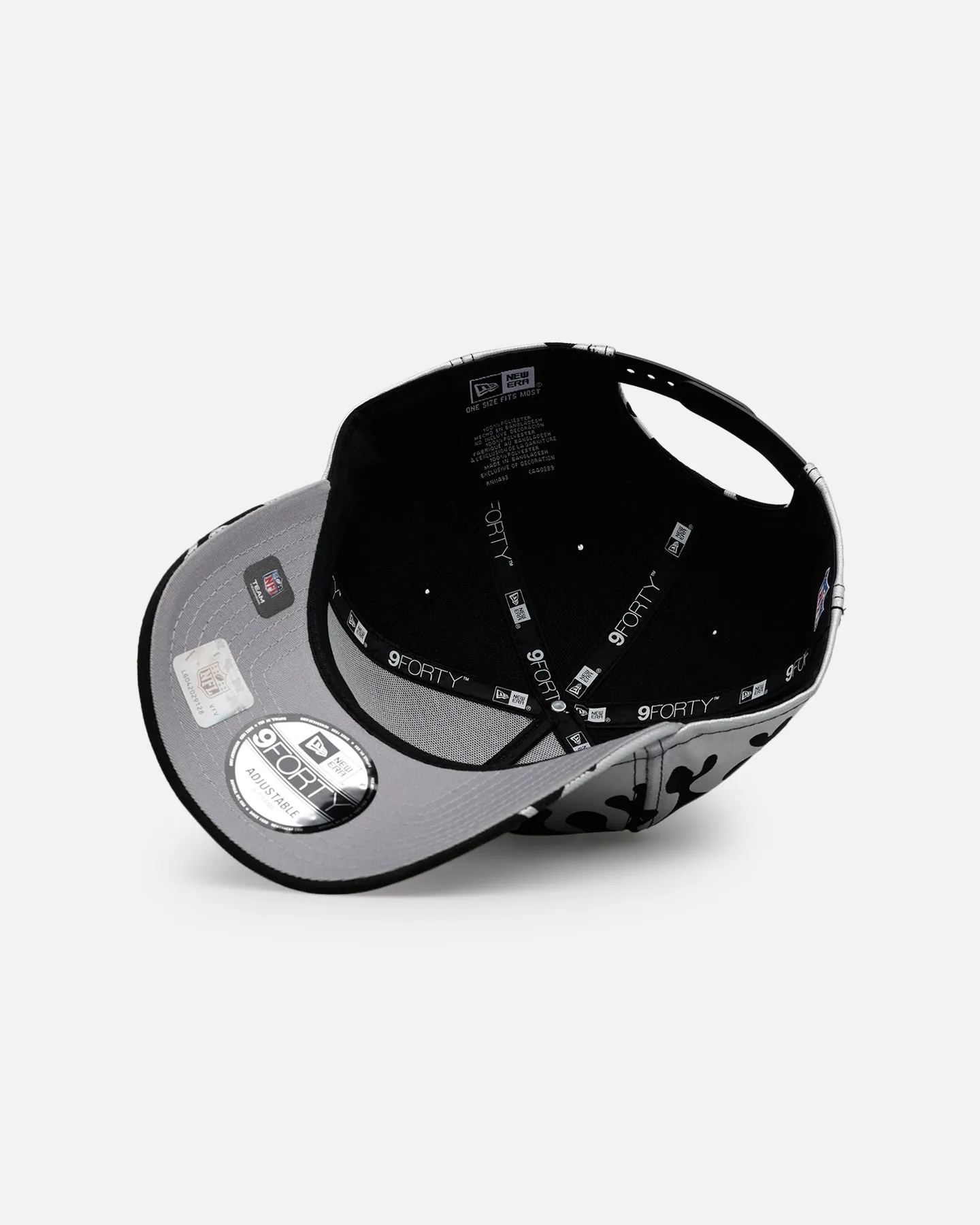 New Era San Francisco 49ers 'Metallic Flames' 9FORTY A-Frame Snapback Black/Silver