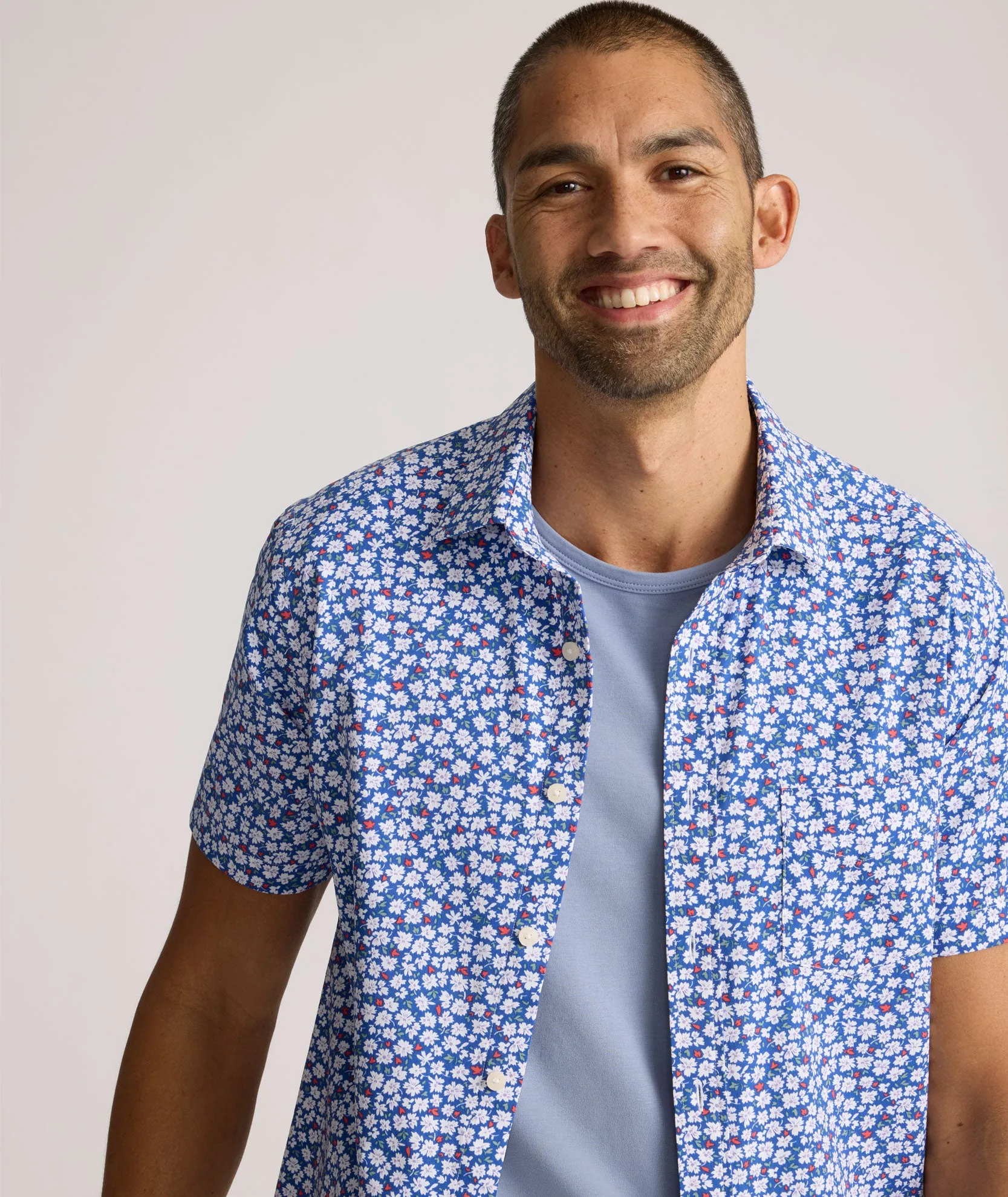Performance Short-Sleeve Shirt with Pocket