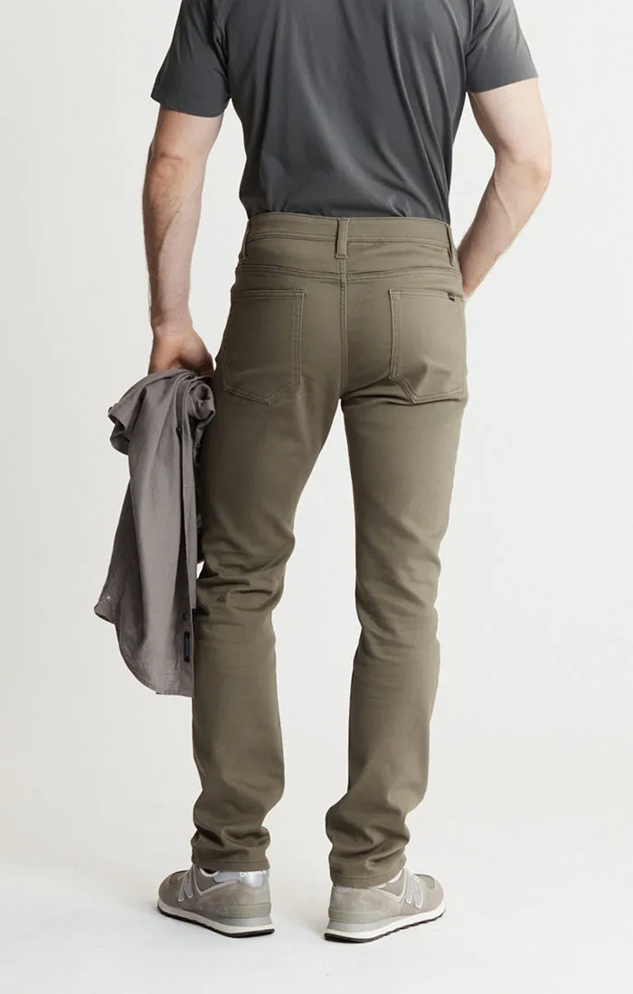 Summer Commuter 5-Pocket Pant